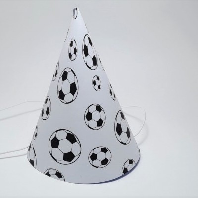 Chapéu de festa cónico com padrão de bolas de futebol preto e branco