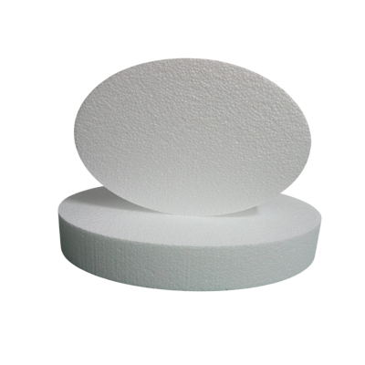 Formas de esferovite branco, oval e circular, com textura granulada