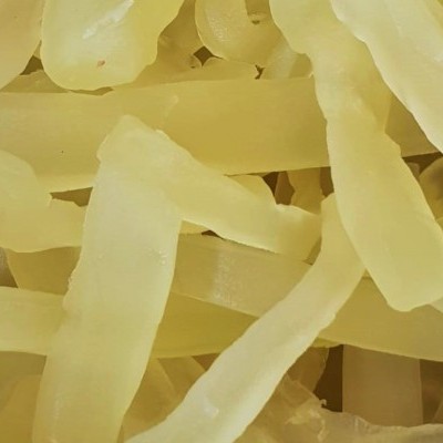 Close-up de arroz cru de grão longo amarelo claro