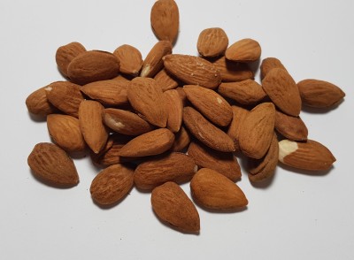 https://www.decorbolos.pt/product/amendoa-inteira-com-pele