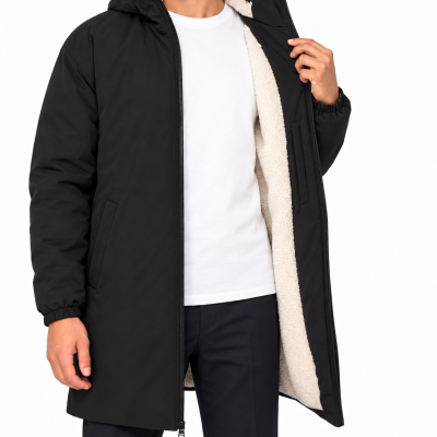 Casaco masculino preto com interior de tecido fato bege claro e capuz