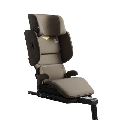 cadeira auto para crianças castanho-bege com suporte lateral e base preta ajustável