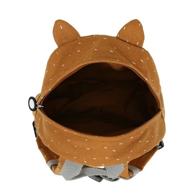 Mochila castanha com orelhas e pontos brancos, interior aberto, alças cinzentas