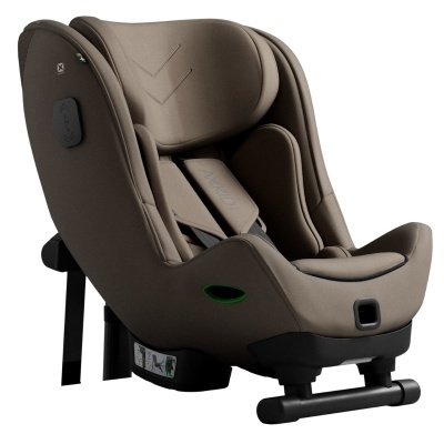 Cadeira auto para criança castanho escuro com cintos e base preta