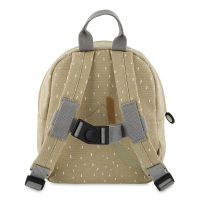 Mochila pequena bege com risquinhos brancos e alças cinza ajustáveis