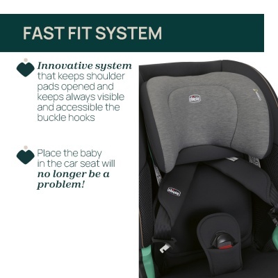 Cadeira auto Chicco preta e cinza com sistema FAST FIT para ombros e cinto