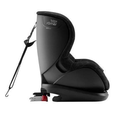 Cadeira auto Britax Römer preta com ISOFIX e cinto ajustável