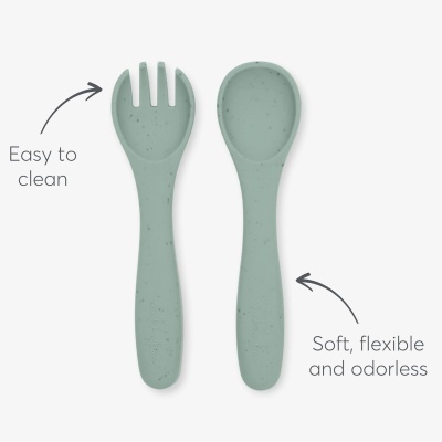Talheres de silicone verde claro para bebé com colher e garfo