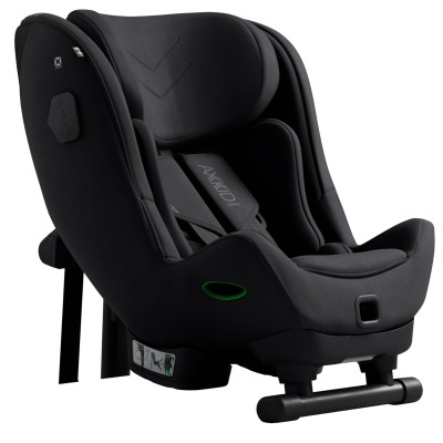 Cadeira auto preta para crianças em tecido acolchoado com cintos de segurança