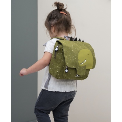 Mochila infantil verde com rosto de dinossauro e espinhos pretos