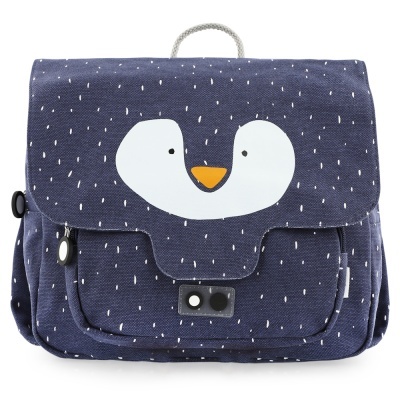 mochila azul escuro com estampa de pinguim e bolso frontal
