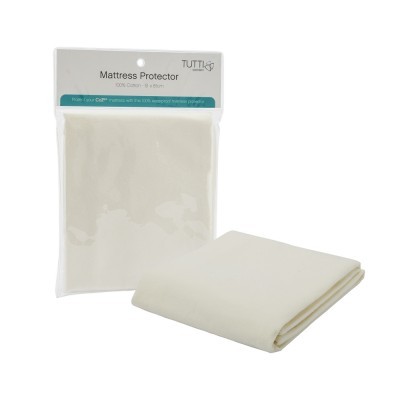 Protetor de colchão branco Tutti com embalagem e etiqueta visível