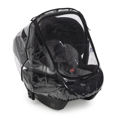Cadeira auto para bebé preta com capa protetora transparente