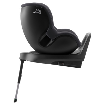 cadeira auto preta britax römer com base e perna de apoio ajustável
