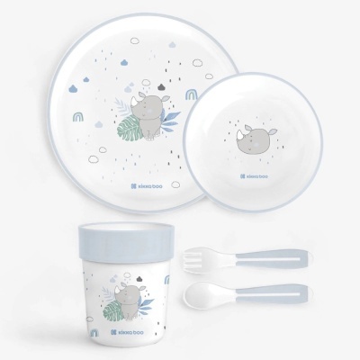 Conjunto infantil com pratos, pote e talheres decorados com rinoceronte cinzento e elementos azuis e verdes