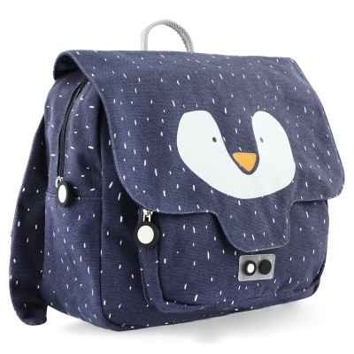 Mochila infantil azul escuro com rosto de pinguim na aba