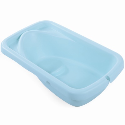 Banheira para bebé azul clara em plástico rígido com forma ergonómica