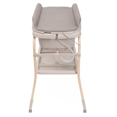 Banheira para bebé bege com suporte em madeira e tampo cinzento