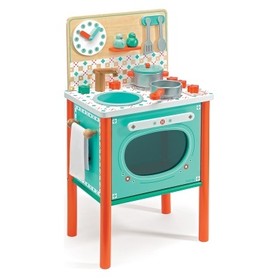 Brinquedo de cozinha infantil em madeira e plástico, com fogão verde água e pernas laranja