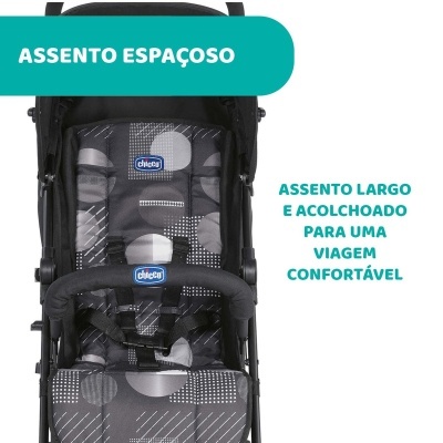 Carrinho de bebé preto com assento acolchoado cinza e padrão geométrico