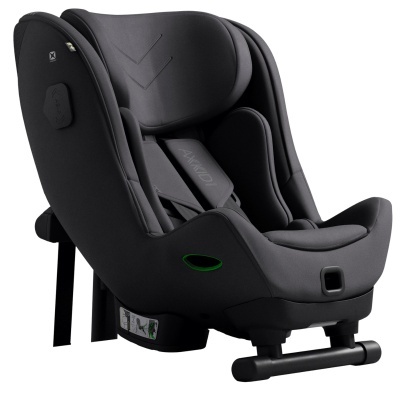 Cadeira auto preta para criança acolchoada com arnês