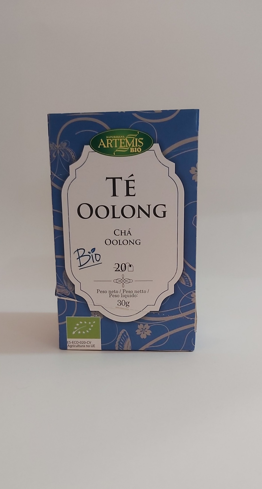 Chá Oolong BIO Embalagem azul de chá Oolong Bio Artemis com texto e selo de agricultura