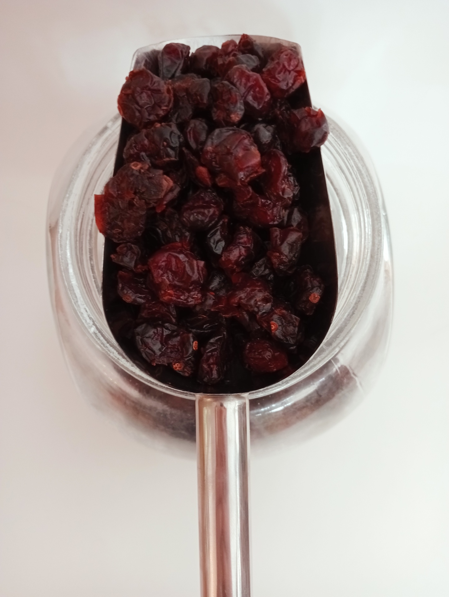 Arandos Secos GRANEL Frasco de vidro com frutos secos vermelhos em concha metálica