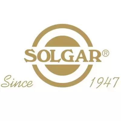 Logótipo SOLGAR dourado com 'Since 1947' em fundo branco