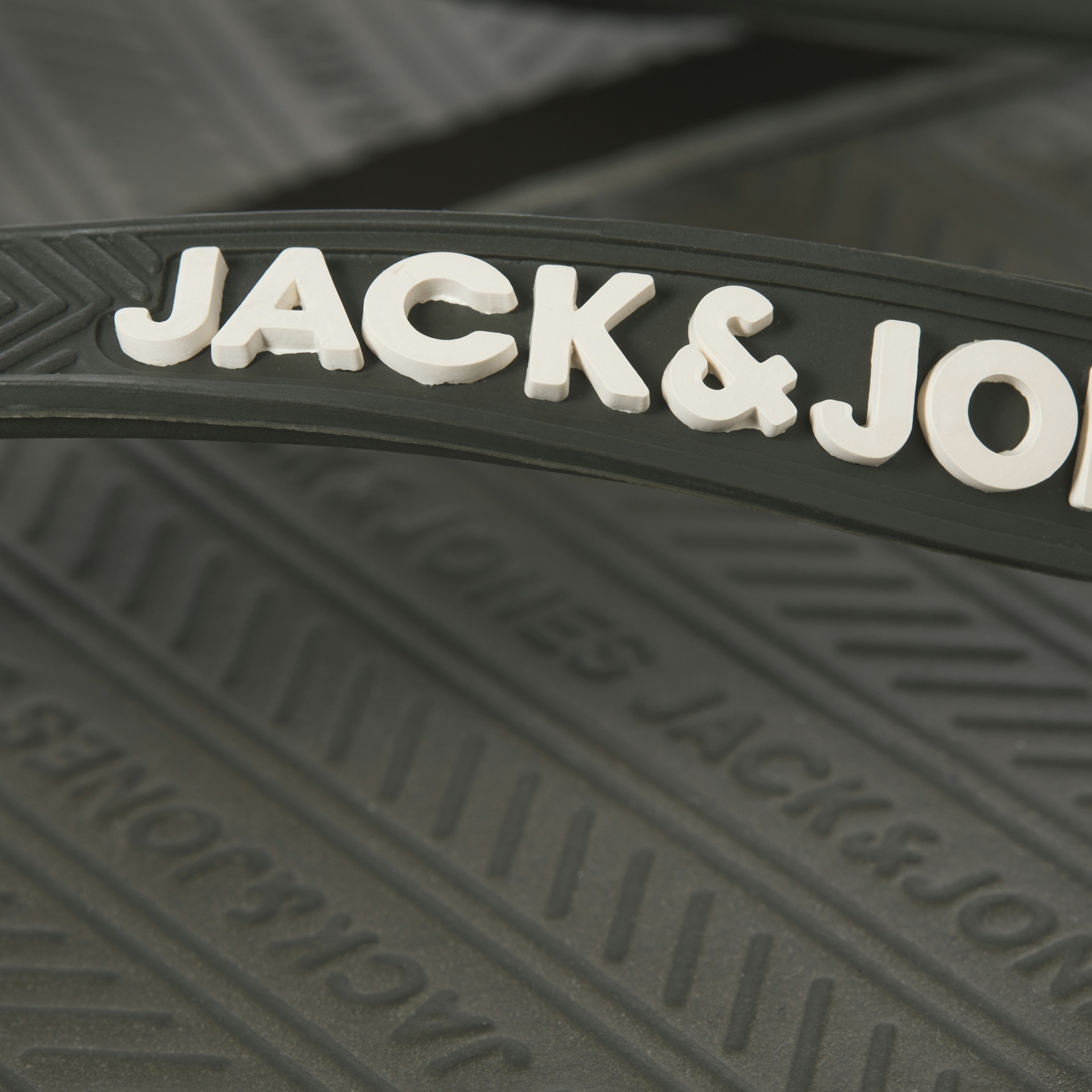 Sola de sapato preta com letras brancas JACK & JONES
