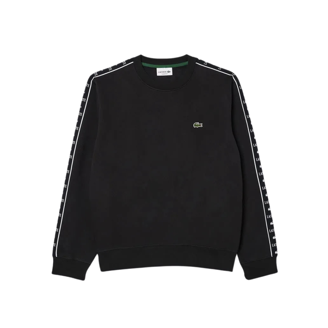 Sweatshirt preta Lacoste com logo de crocodilo e detalhes nas mangas.