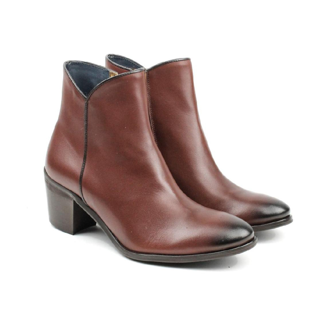 Botas de pele castanhas com salto médio quadrado e interior azul escuro