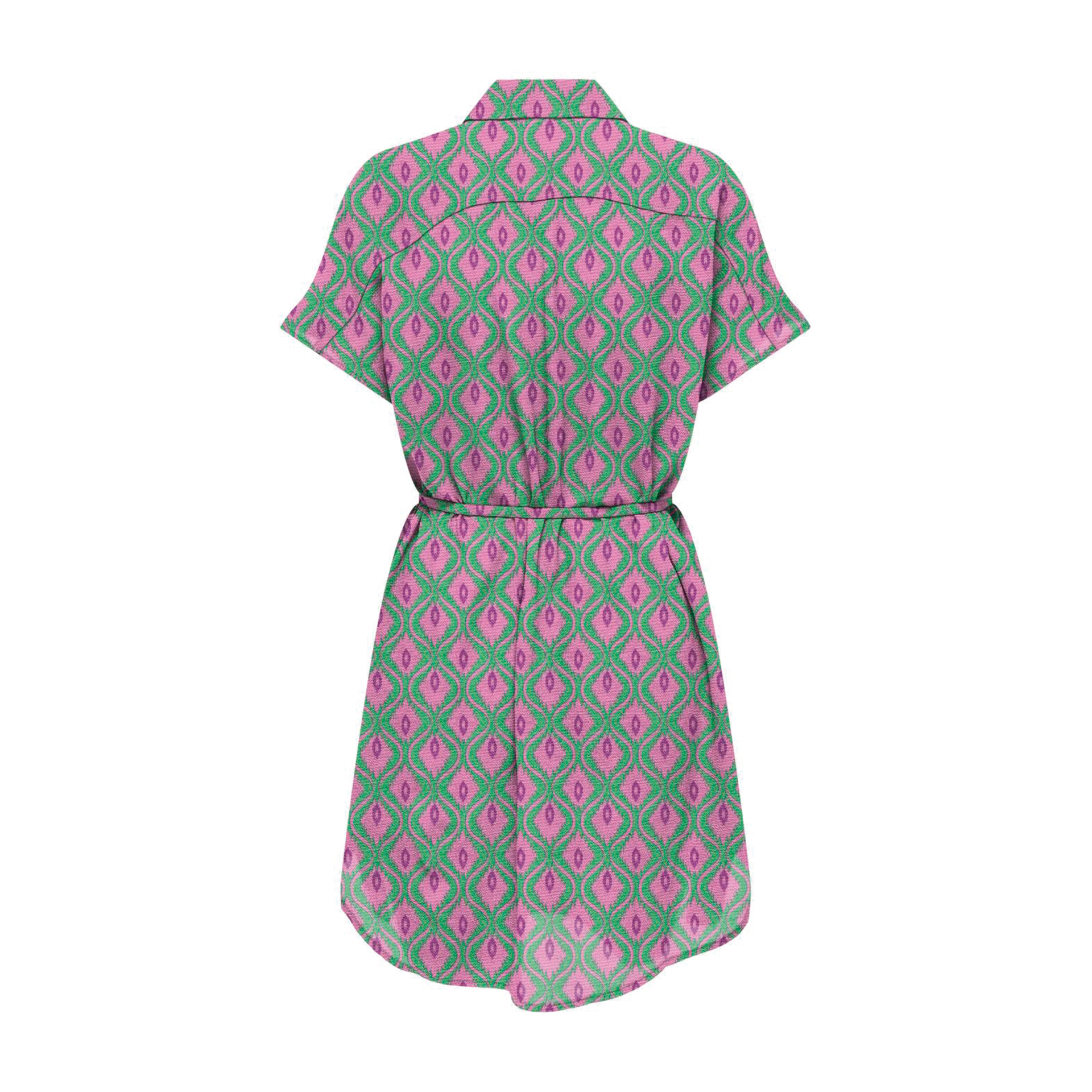 Vestido curto rosa e verde com padrão geométrico e cinto na cintura