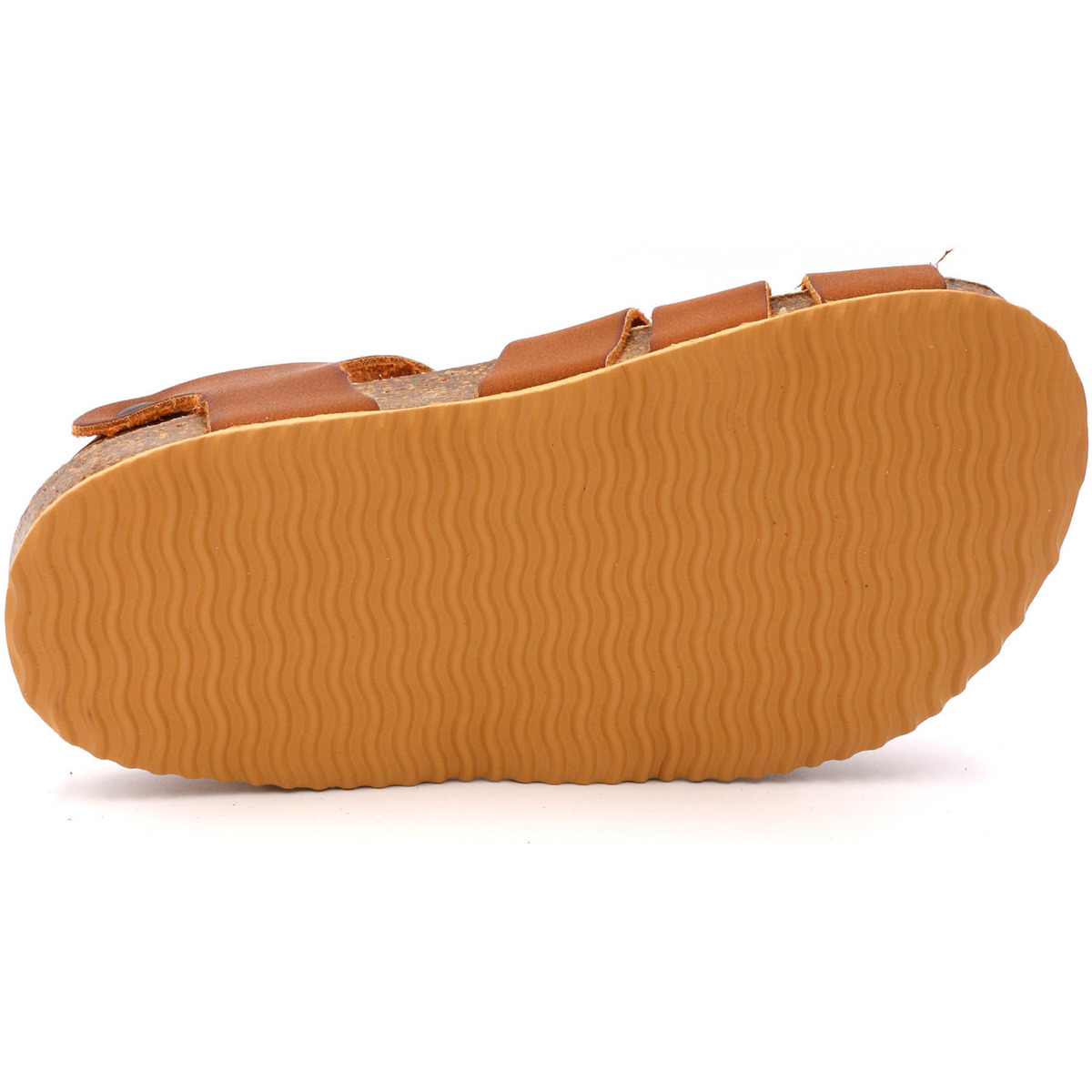 Sola de sandália castanha com padrão ondulado e fivelas metálicas na parte superior