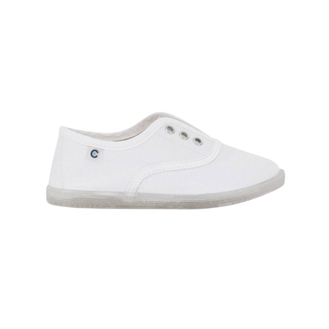 Sapato branco desportivo em tecido com sola cinza clara