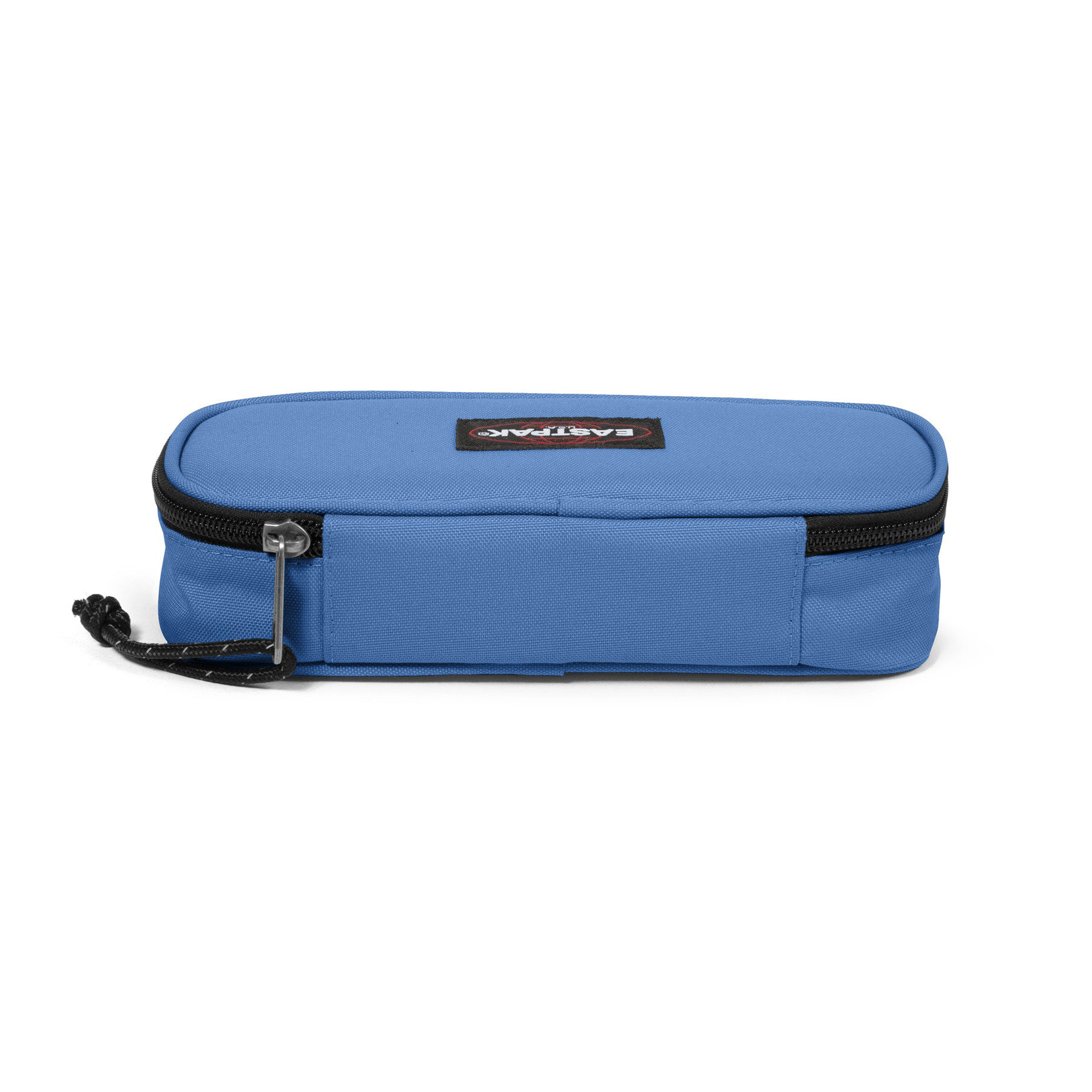 Estojo escolar azul com fecho preto e etiqueta EASTPAK