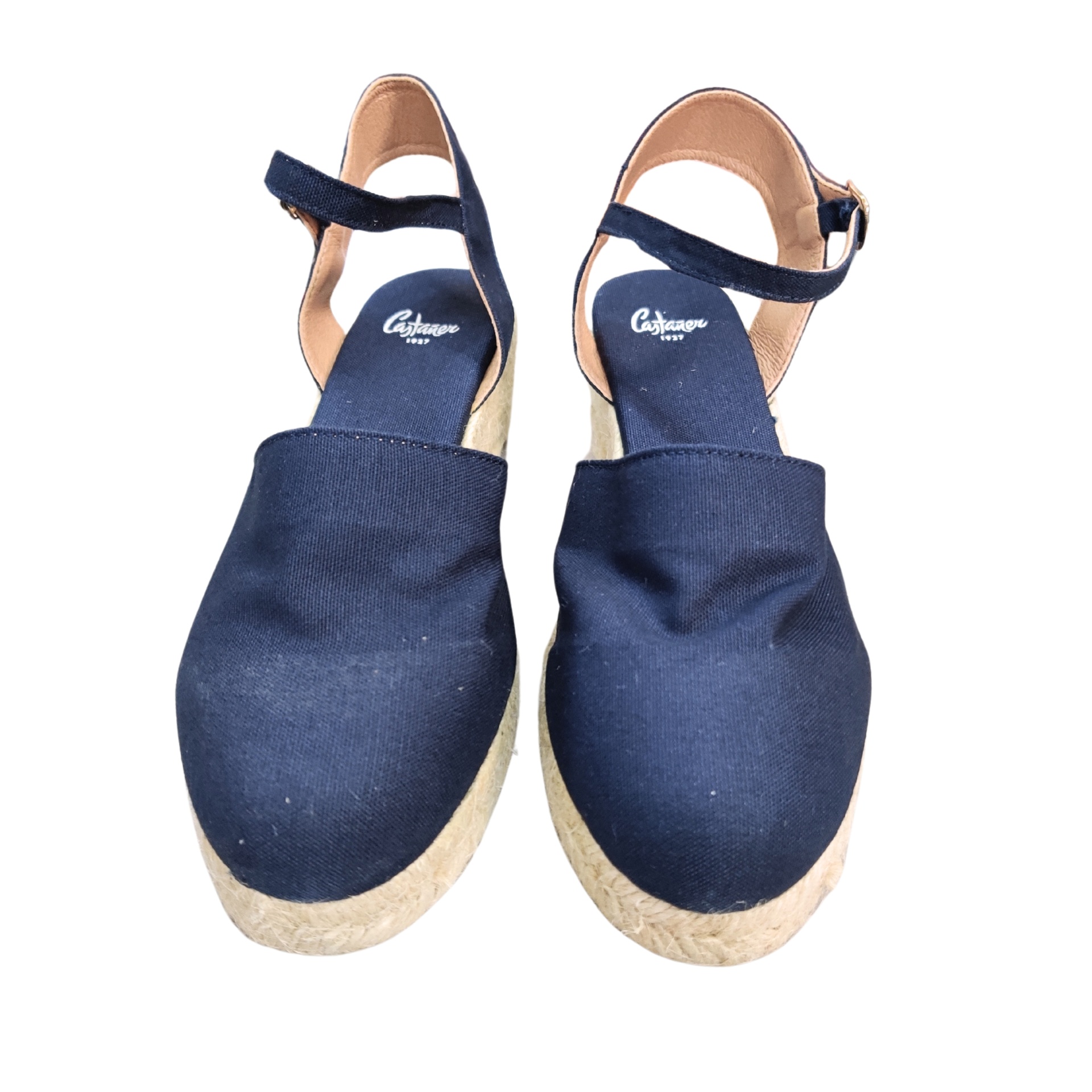 Alpercatas azul escuro com sola de cortiça e tira castanha