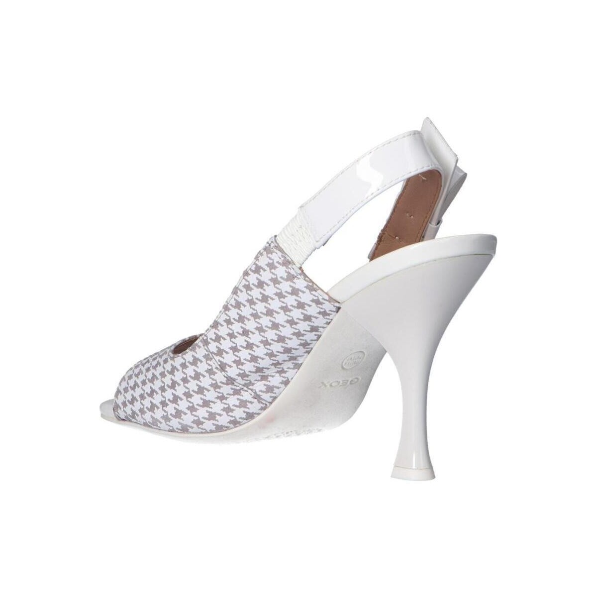 Sapato de salto alto branco com padrão pied-de-poule cinza