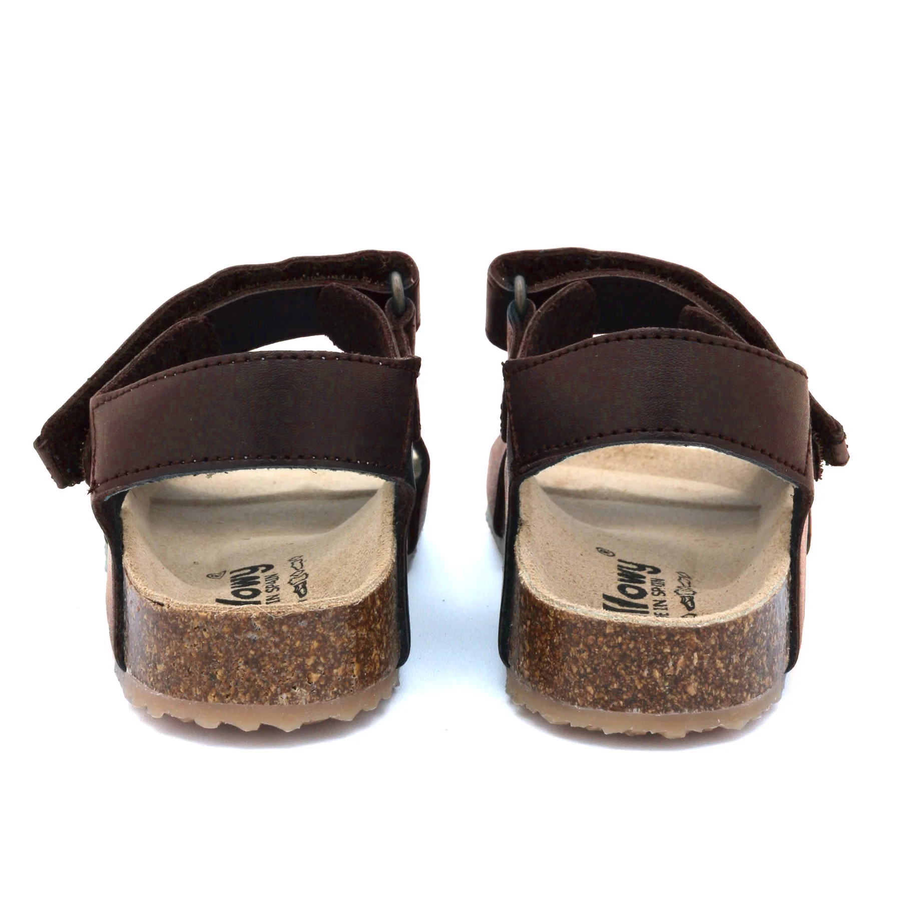 Sandálias castanhas com sola de cortiça vista de trás