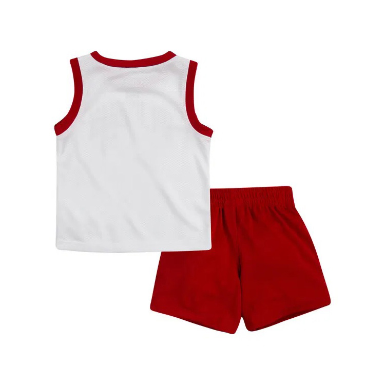 conjunto infantil branco e vermelho com camiseta e calções