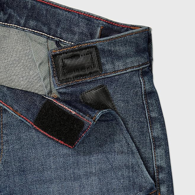 Calças de ganga em tecido azul com fecho de velcro preto