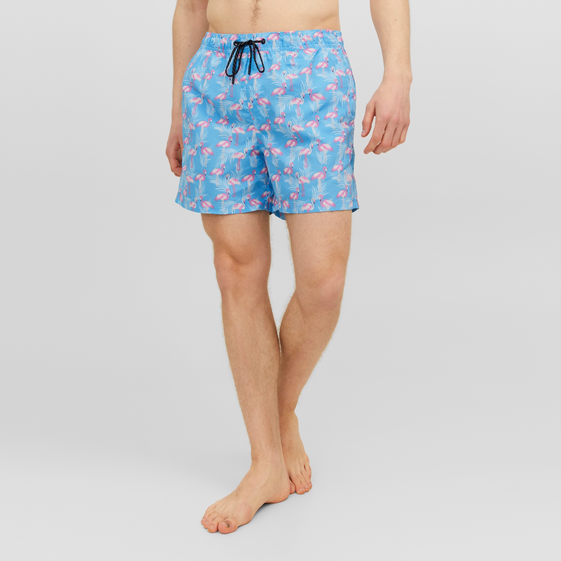 Calções de banho azuis com padrão de flamingos cor de rosa e cordão preto