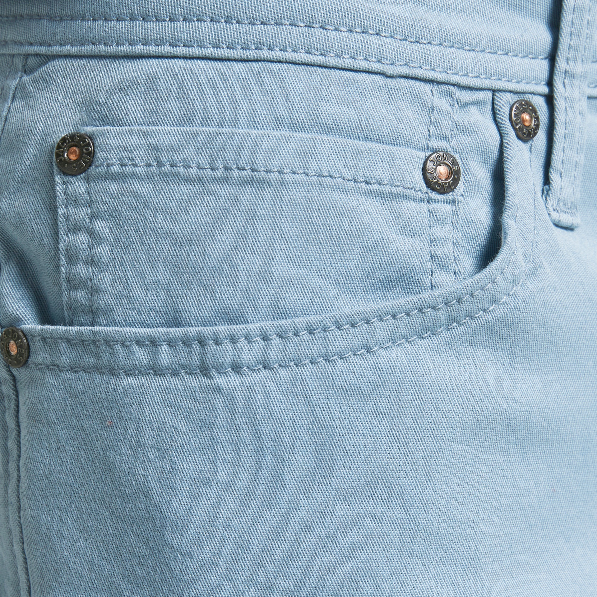 Calças de ganga azul claro com bolso pequeno e rebites metálicos Jack & Jones