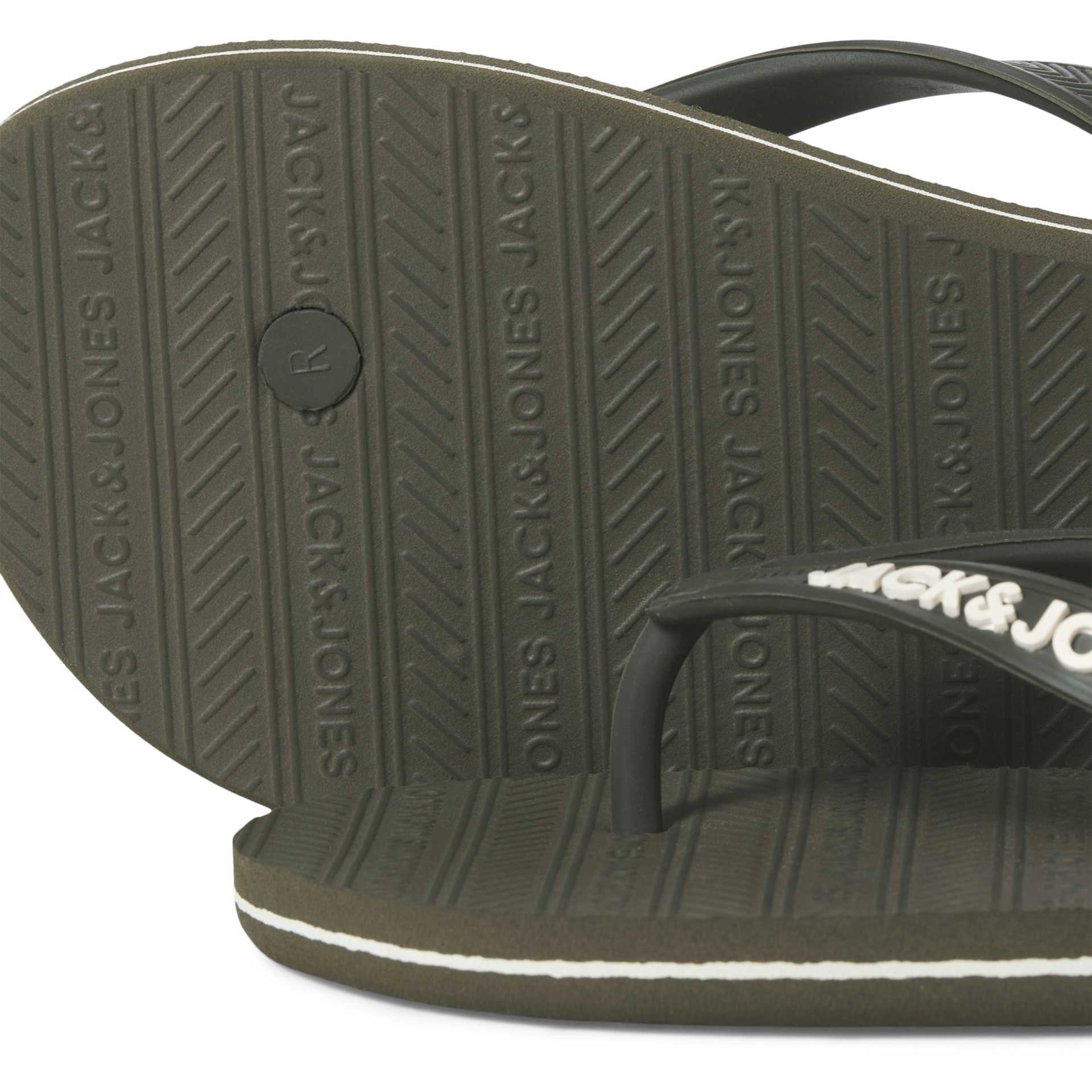 Chinelos pretos de borracha com sola e tira com marca JACK & JONES