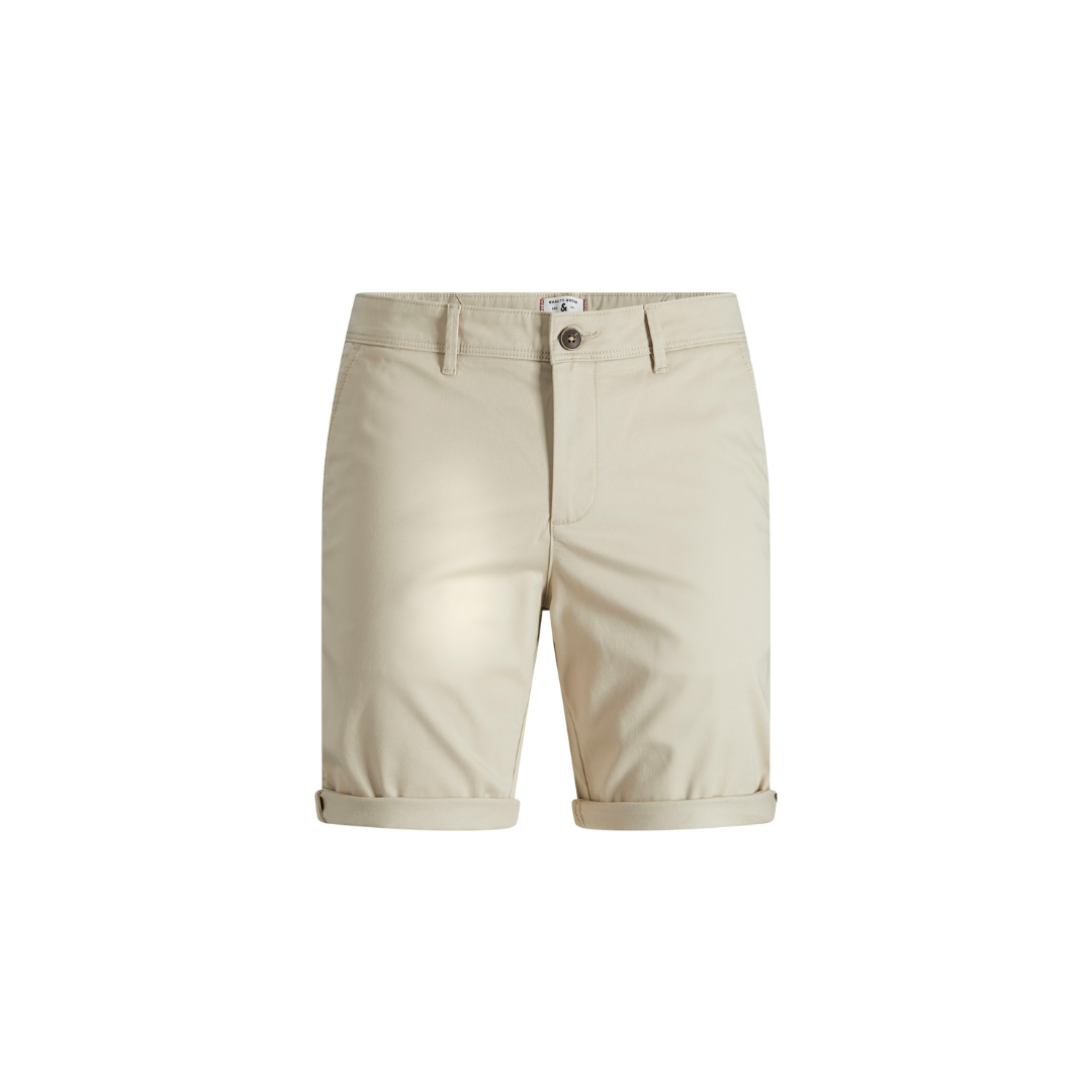 Calções masculinos bege com bainha dobrada e botão