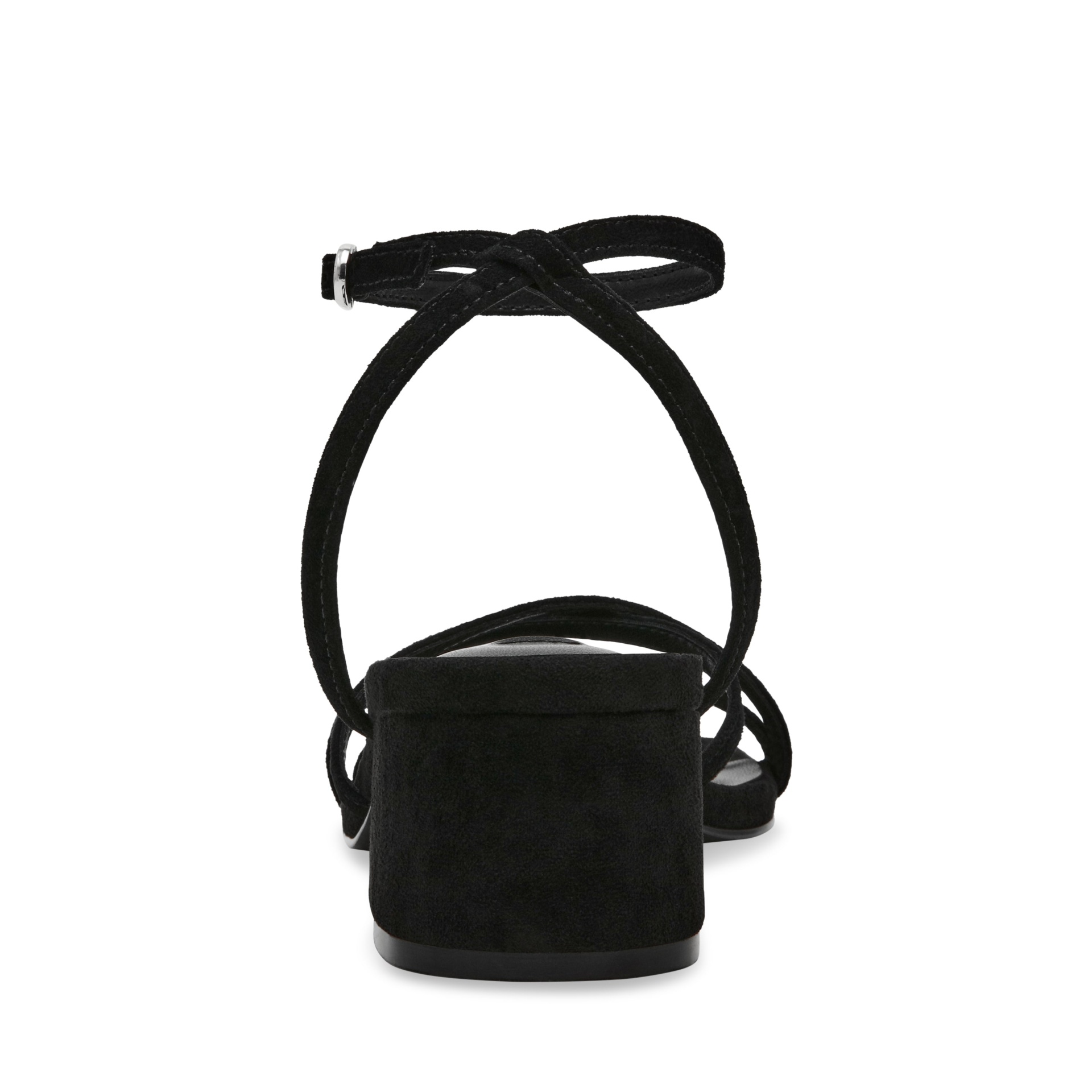 Sandália preta de salto médio com tiras cruzadas e fivela prateada vista de trás