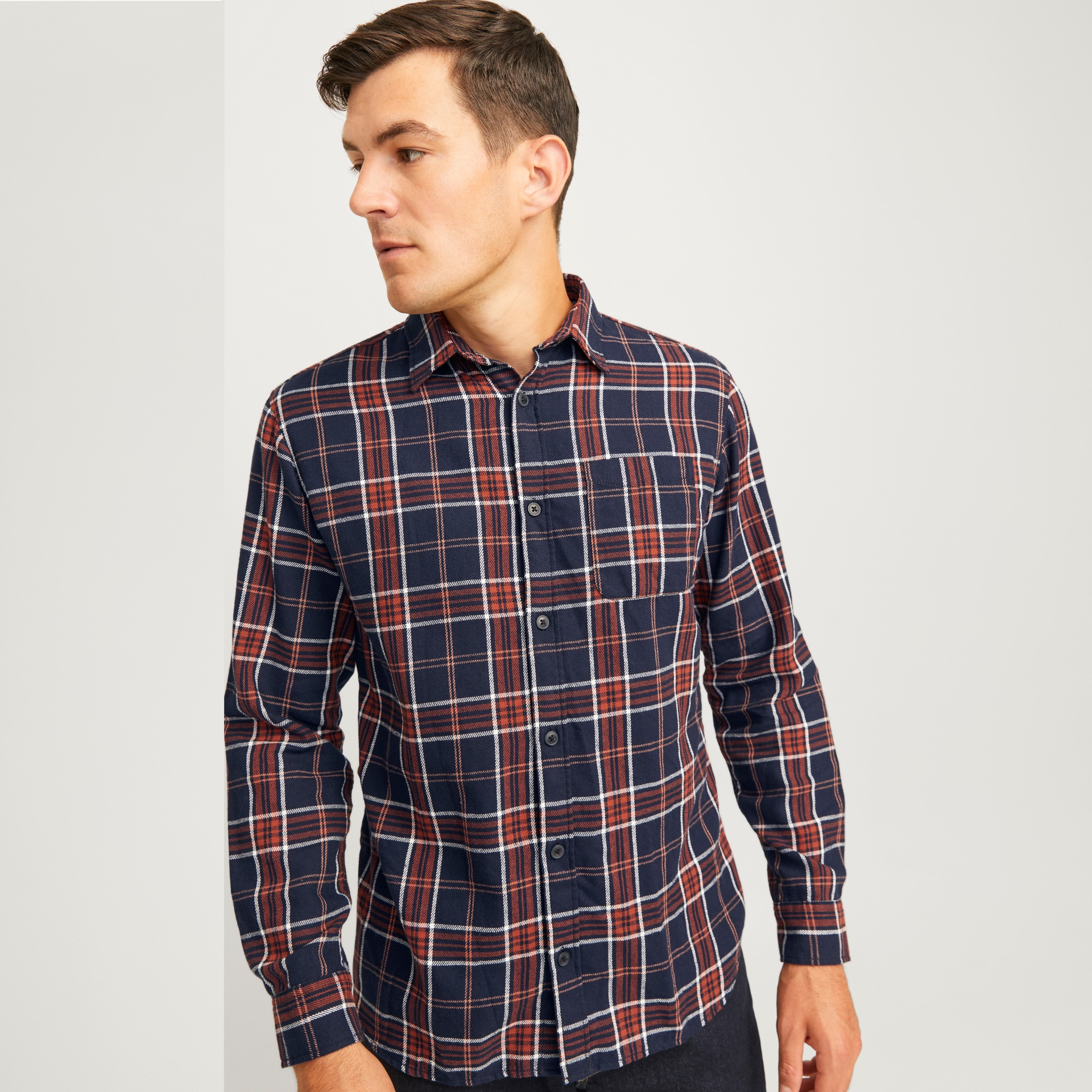 Camisa masculina xadrez azul vermelho branco com bolso e botões
