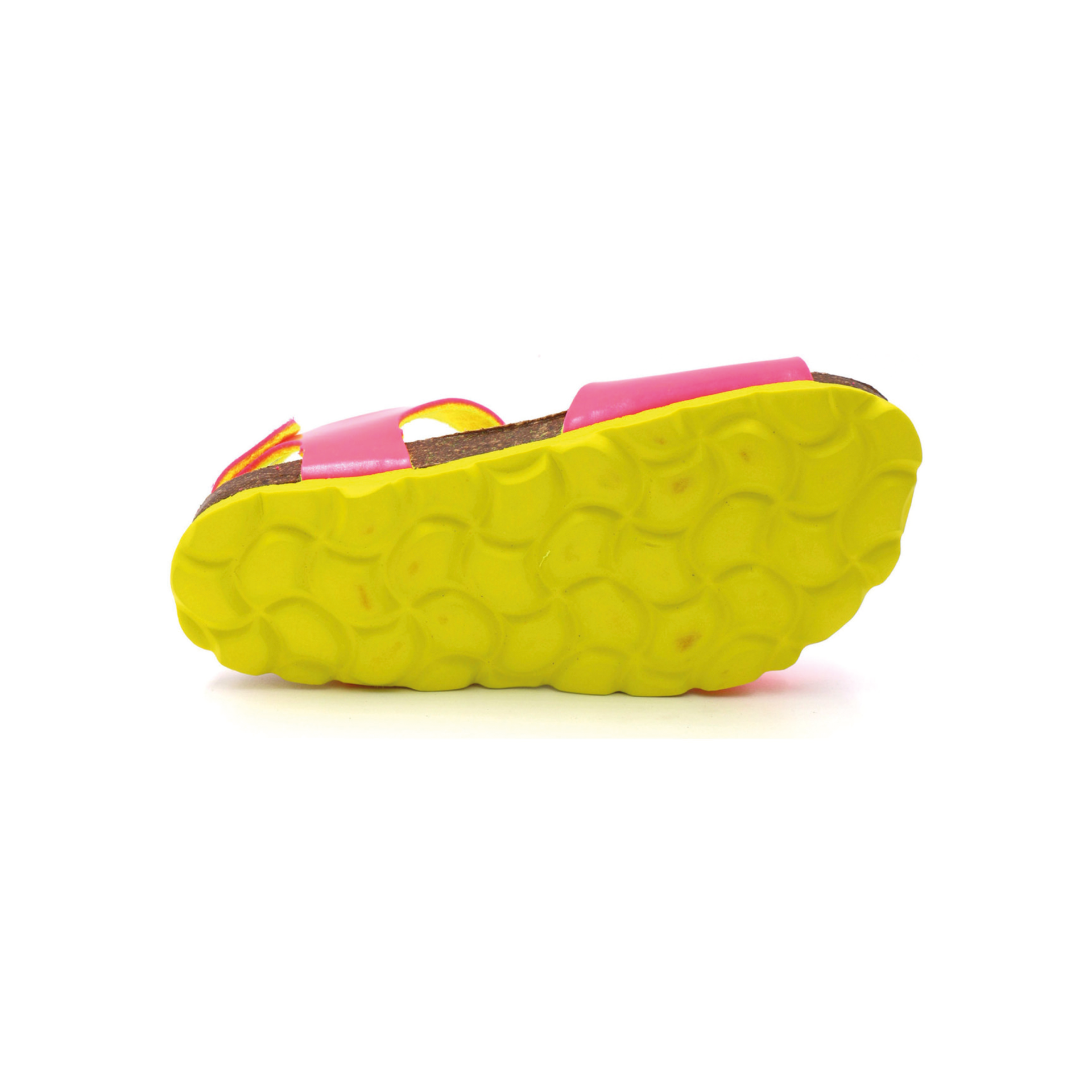 Sandália infantil com sola amarela vista de baixo