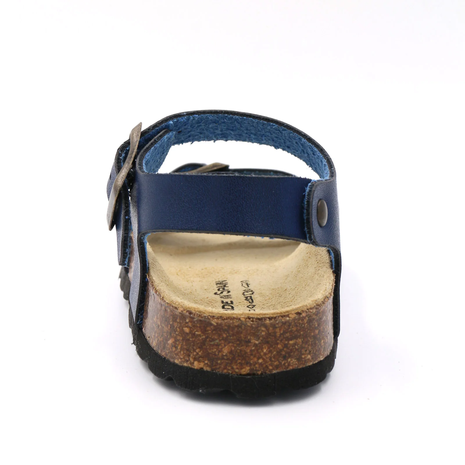 Sandália azul marinho vista de trás com palmilha em cortiça e sola preta