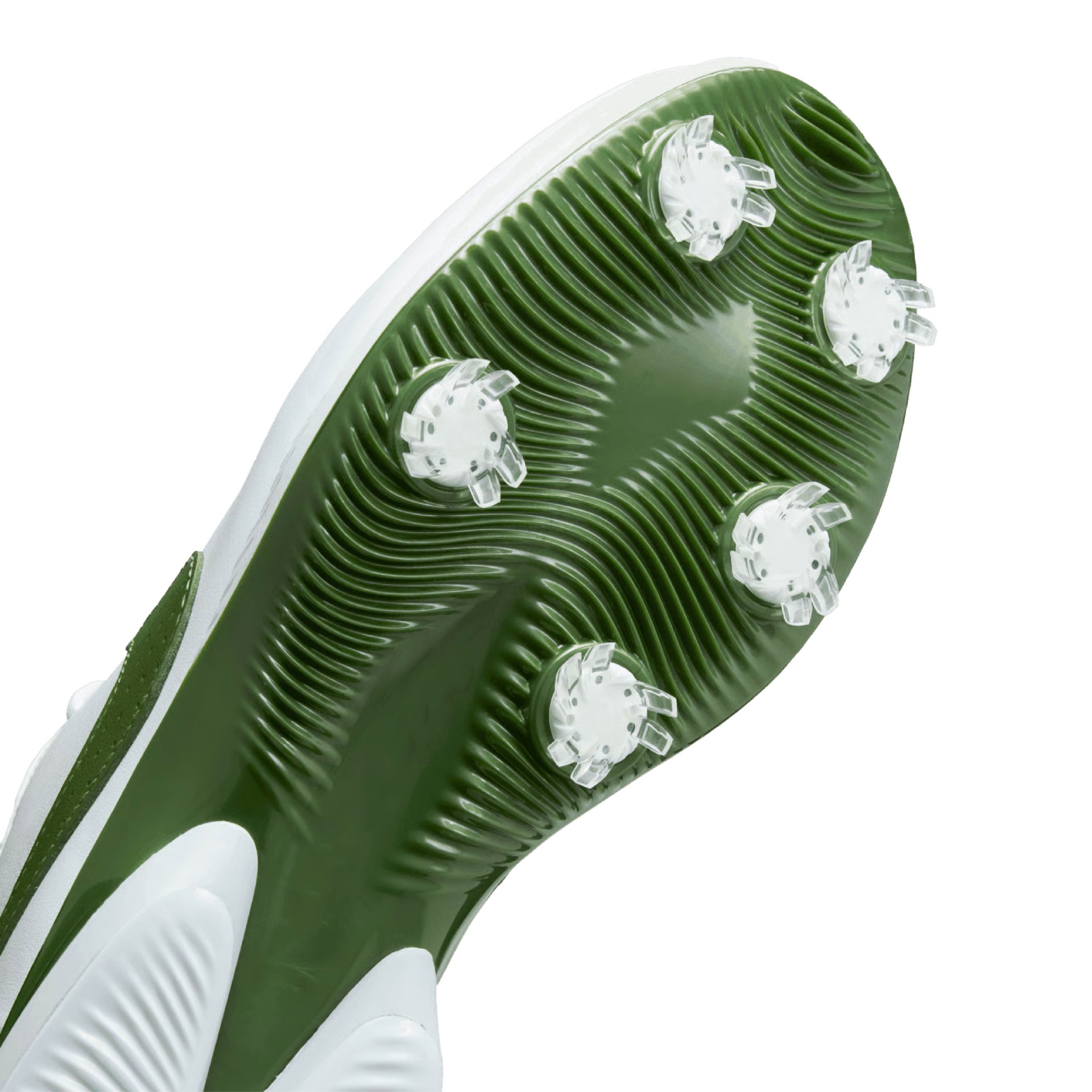 Sola de chuteira verde com cravos brancos