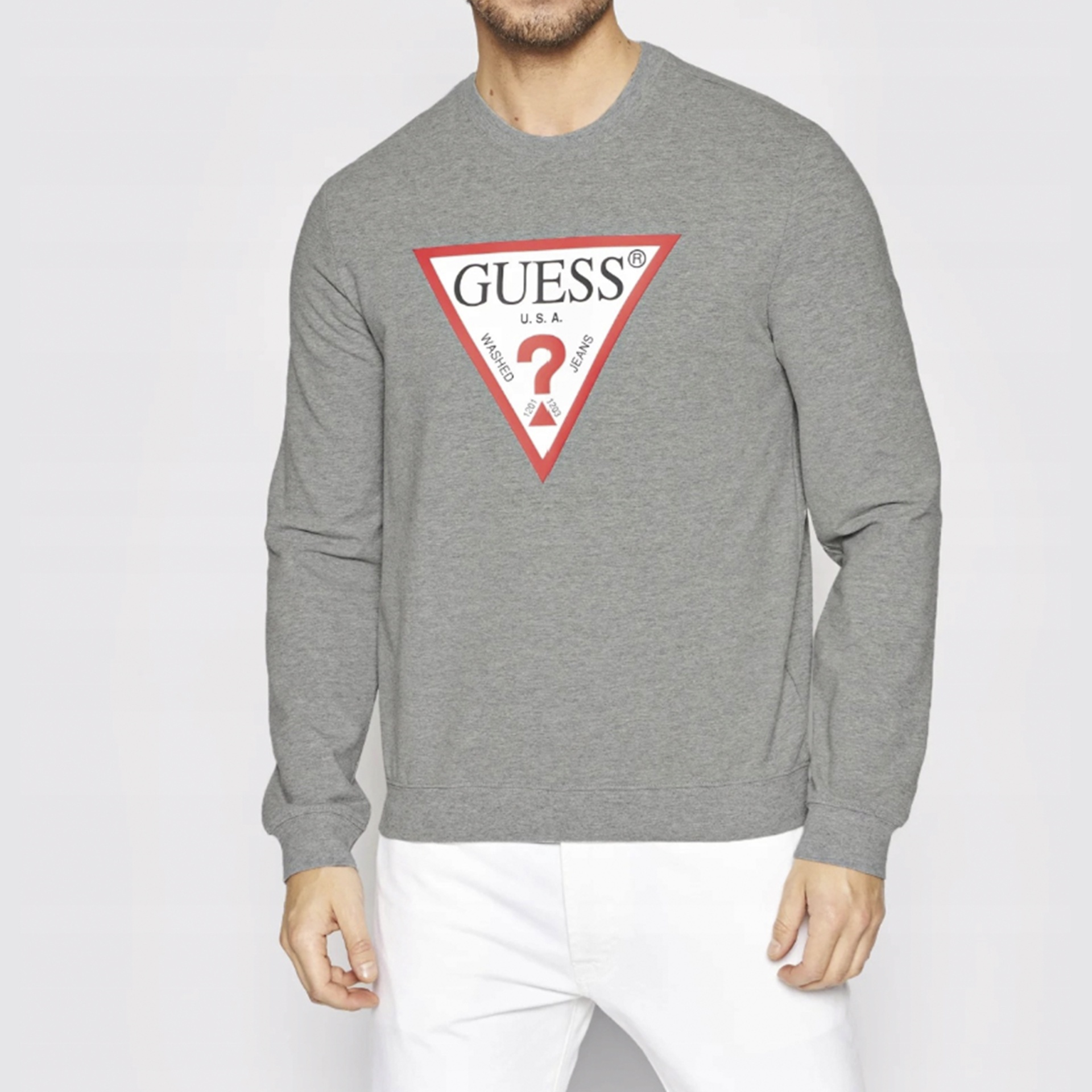 Sweatshirt cinzenta com logótipo GUESS U.S.A. em triângulo vermelho